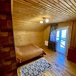 Girs'kyy Podorozhnyk Homestay Yablunytsya